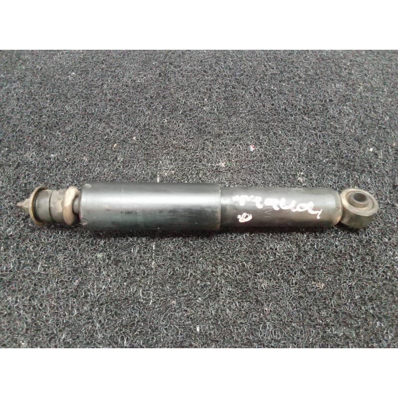 Recambio de amortiguador delantero derecho para suzuki jimny sn (fj) 1.3 16v cat referencia OEM IAM