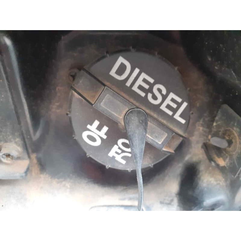 Recambio de tapon combustible para ssangyong tivoli limited 4x2 referencia OEM IAM