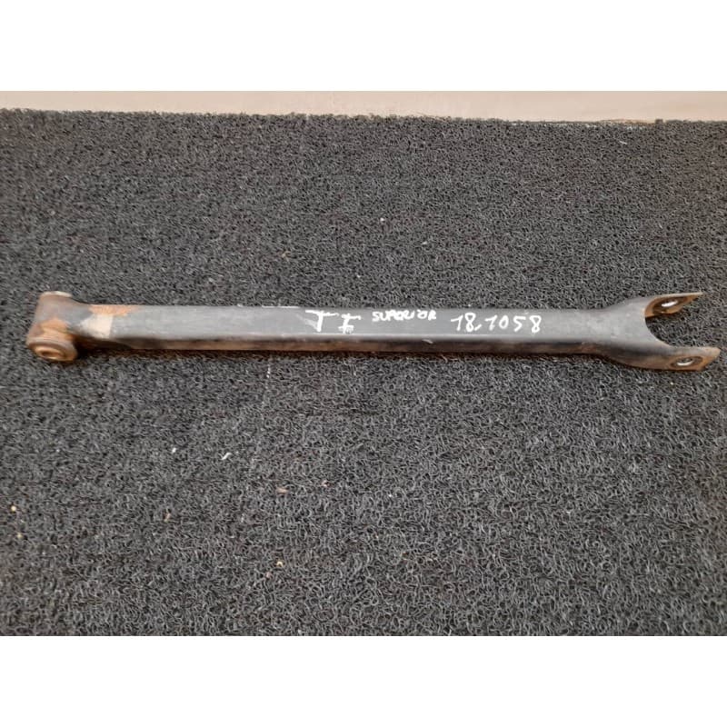 Recambio de brazo suspension inferior trasero izquierdo para audi s3 (8l) 1.8 t (154kw) referencia OEM IAM - Negro