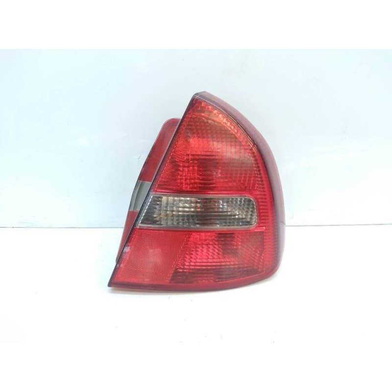 Recambio de piloto trasero derecho para mitsubishi carisma berina 5 (da0) 1800 gdi lx referencia OEM IAM - Blanco
