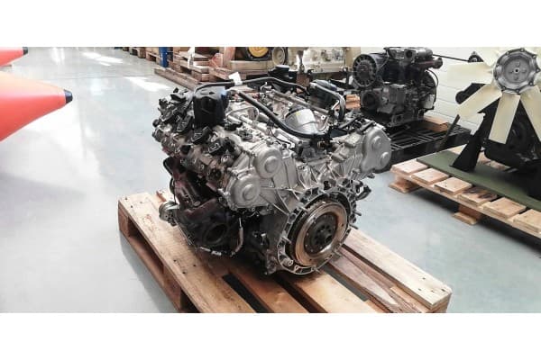 Motor Ferrari Portofino V8 Bi-Turbo 299065 usado