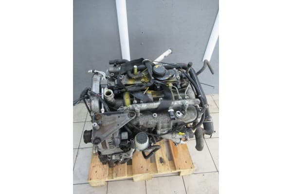 Motor completo Grand Voyager Caravan 2.8 Crd VM28c Enr usado