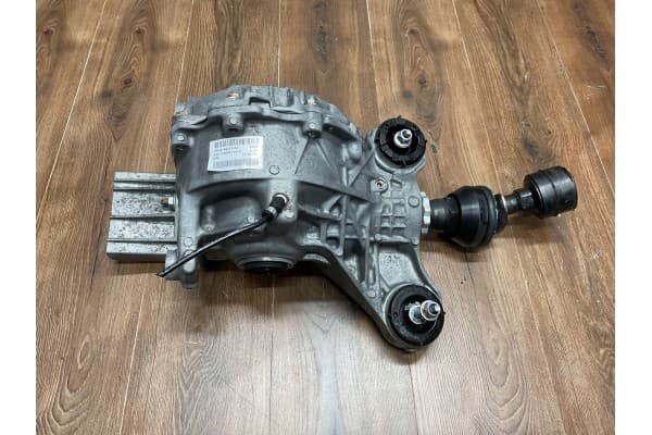 Difusor Puente Trasero Range Rover Vogue L405 4.4 D Cpla-4A213-AC Cpla-4B148-AA usado