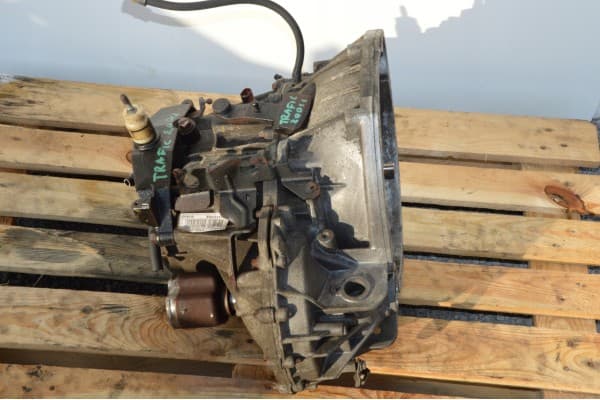 Caja de cambios Renault Vivato Primastar 2.0 DCI PF 6010 usado