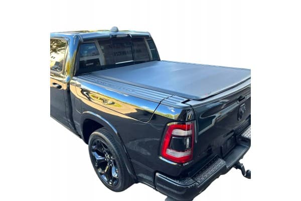 Cubierta de Cama con Barra para Dodge Ram 1500 5.7 ft con Rambox usado