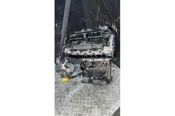 Motor completo Škoda Octavia Mk4 Combi 2023 Dtta usado
