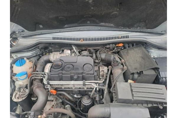 Motor Seat León II 1.9 TDI Bls con bomba de inyección usado
