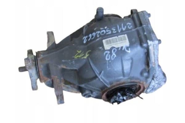 Diferencial trasero Mercedes-Benz E W211 A2113502662 usado