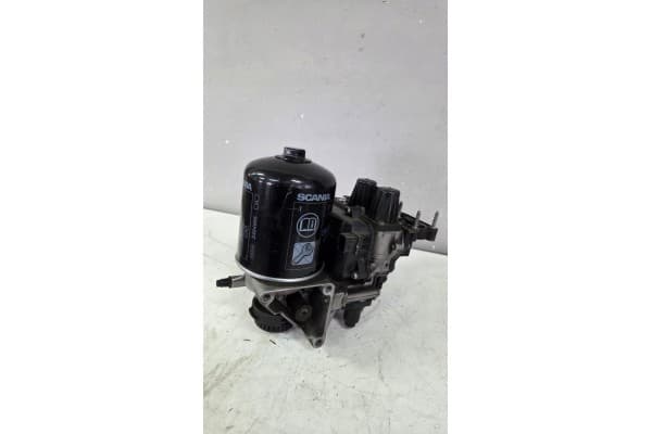 Válvula deshumidificadora Wabco Scania R S G 2897060 usado
