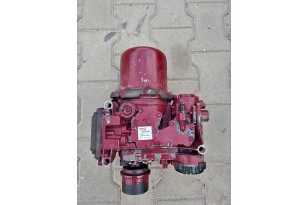 Válvula Deshumidificadora Apm Renault Range T Euro 6 usado