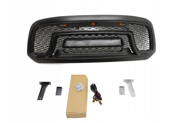 Parrilla Dodge Ram 1500 2013-2018 con Luces LED usado