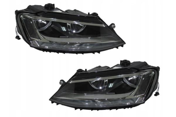 Juego de Faros VW Jetta 1B 2010-2018 usado