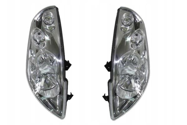 Faros delanteros Renault Master Opel Movano 2010-2019 usado