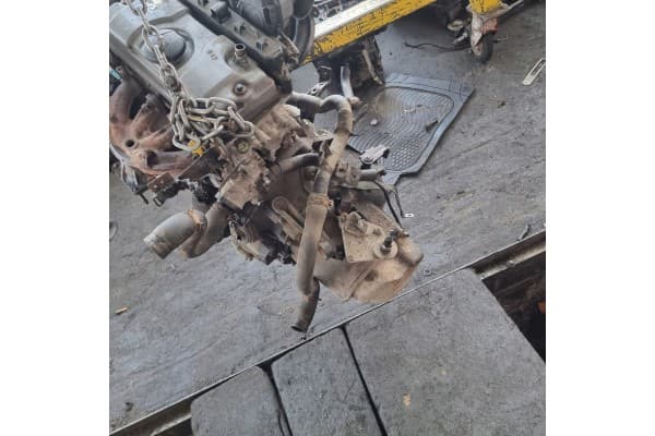 Caja de Cambios Peugeot 206 1.4B Manual Lift 2006 usado