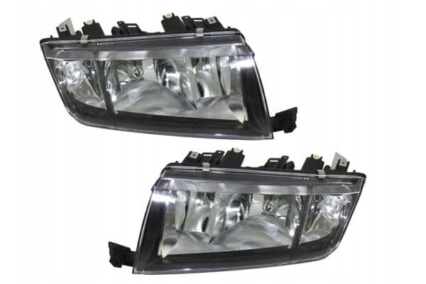 Juego de Faros Skoda Fabia 1999-2007 usado