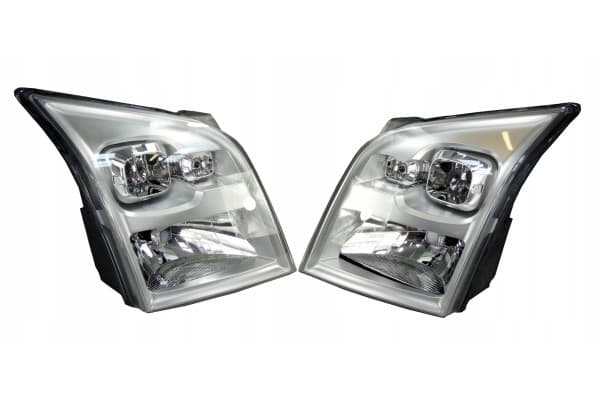 Juego de Faros Delanteros Izquierdo y Derecho para Ford Transit Tourneo 2006-2013 usado