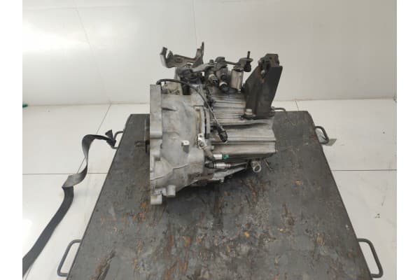 Caja de Cambios Manual Hyundai Tucson Iii 3 Lift 1.6 CRDI usado