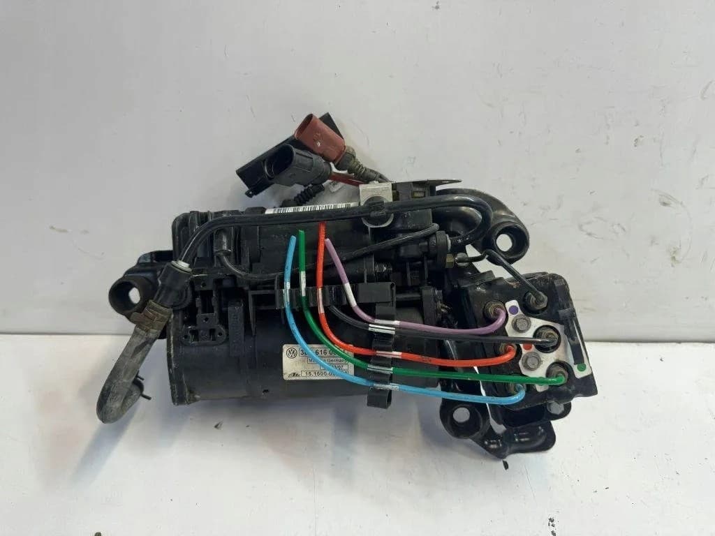 Compresor de suspensión Bentley Continental Coupe 3D0616005 usado