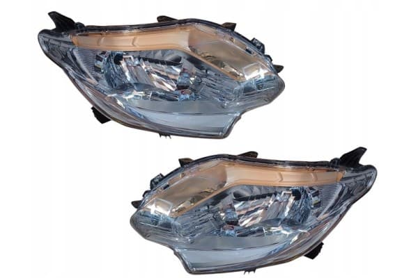 Faros delanteros Fiat Fullback 2016-2019 plateados usado