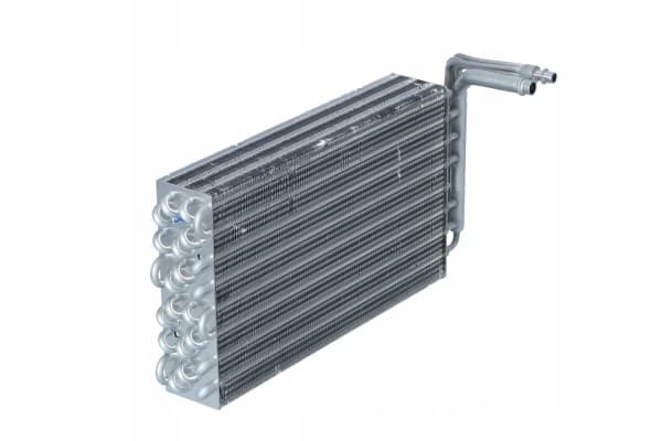 Nrf 36136 Evaporador para instalación de aire acondicionado usado