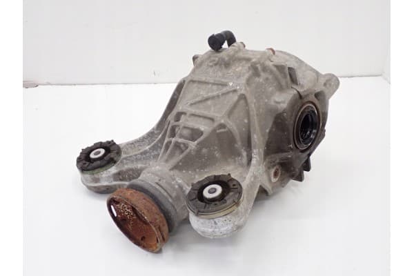 Puente Diferencial Trasero HK83-4A213-MC 3.73 Velar L560 Jaguar F-Pace X761 usado