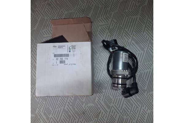 Bomba de Aceite Borgwarner para Opel Insignia 07- usado