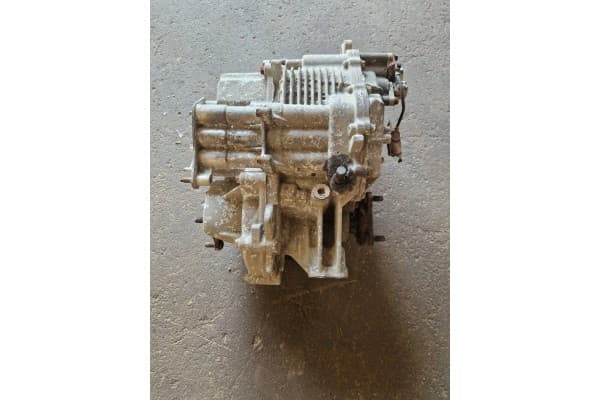 Diferencial trasero Lexus RX 450H 8209048010 usado