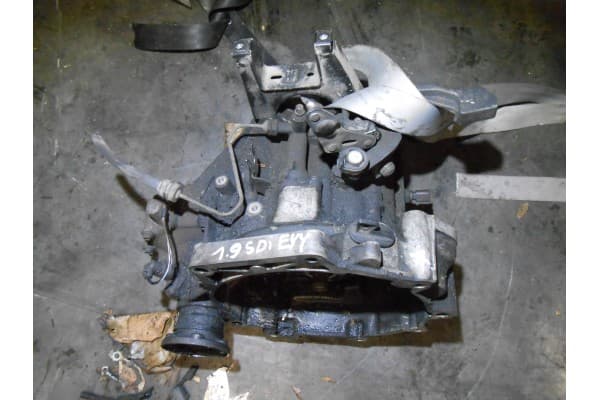 Caja de Cambios Eyy para Skoda Fabia y Seat Ibiza Iii usado