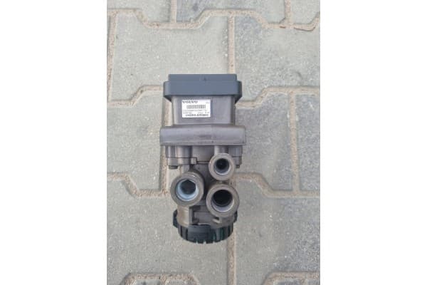 Válvula Modulator Ebs Delantera Volvo FH 4 FM 4 Fmx 4 FL FE usado