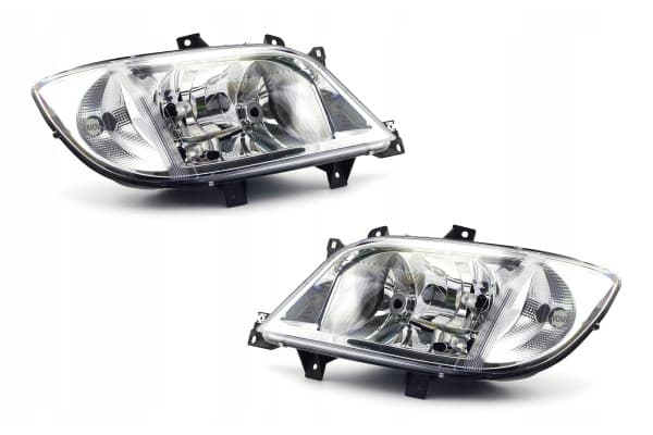 Juego Completo de Faros Delanteros Mercedes Sprinter 208-416 03-06 Izquierdo y Derecho usado