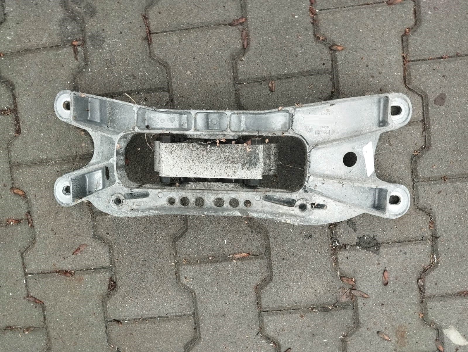 Soporte de Caja de Cambios Trasero Lincoln Aviator 2022 3.0 V6 usado