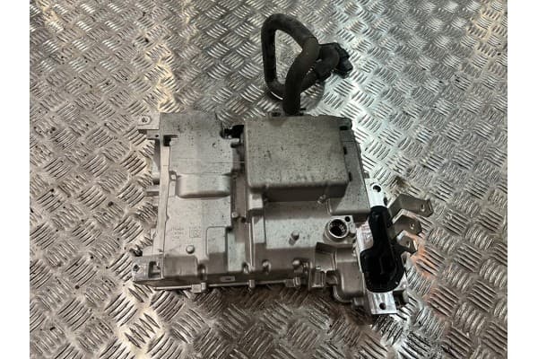 Convertidor de Voltaje Motor Eléctrico Cupra Born 21- usado