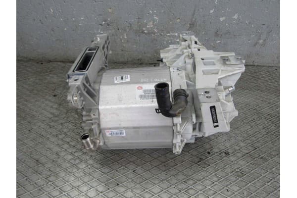 Motor eléctrico Byd Atto 3 25R SC2EM-2104010B usado