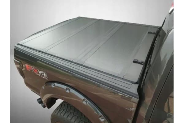 Cubierta rígida para caja de camioneta Ford F-150 6.5 FT 2015-2020 usado