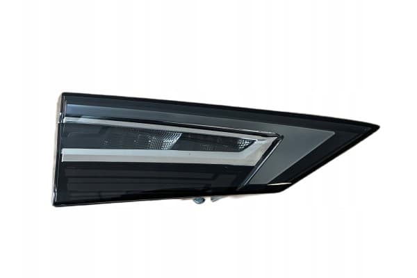 Lámpara Trasera Izquierda Nissan Qashqai e-Power 2024 26555HN22A usado