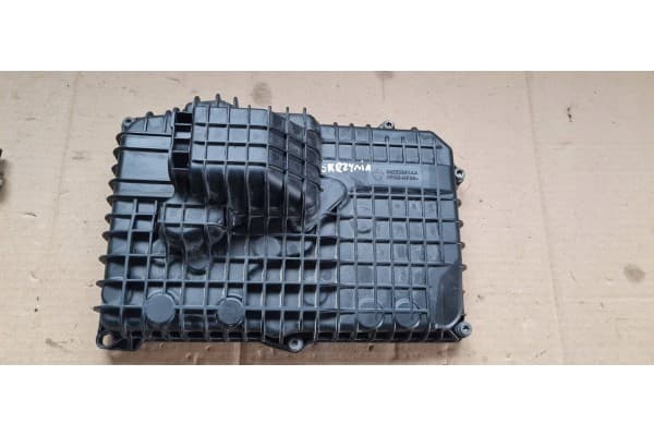 Carcasa del depósito de aceite Chrysler Pacifica 2022 3.6 V6 Mopar 04752951AA usado