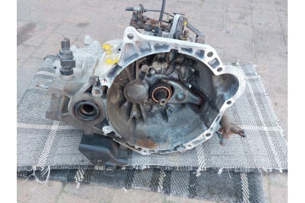 Caja de Cambios Kia Venga 1.4 B TAJ5F usado
