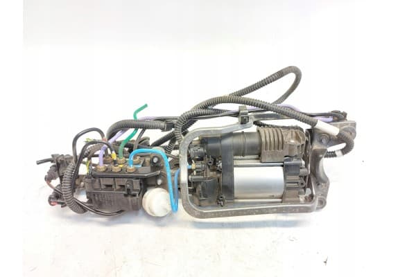 Bomba Compresora de Suspensión Porsche Macan Turbo II Lift Original 95b616006 usado