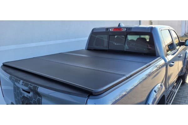 Cubierta de aluminio para caja de camioneta Dodge Ram 1500, caja de 5.7 pies (2019-2024) usado