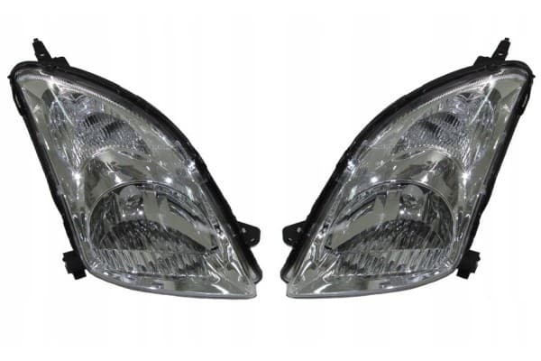 Juego de Faros Suzuki Swift 2005-2010 usado