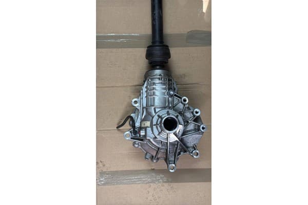Front Differential Maserati Levante 06701040570 usado