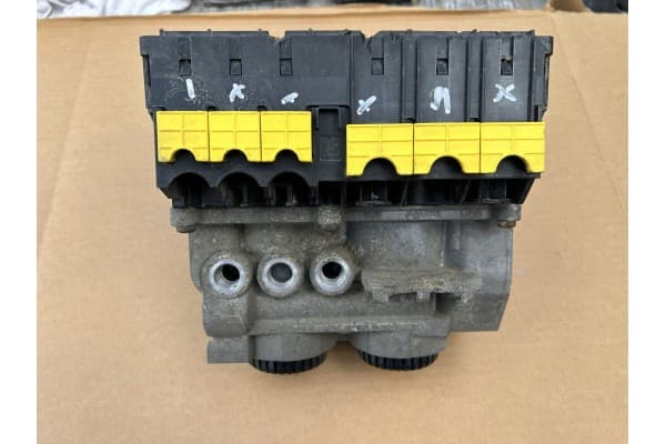 Modulador Wabco Tebs-E4 Premium para Remolque usado