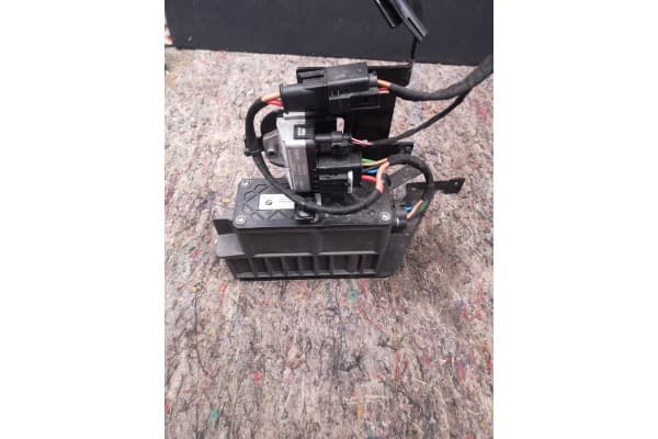 Calefactor Eléctrico Webasto BMW Mini 8597047 usado