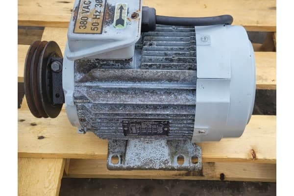 Motor eléctrico refrigerado Thermo King 3 / Unidad 2C19514G02 usado