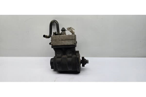 Compresor de aire Renault Trucks 5010550086 usado
