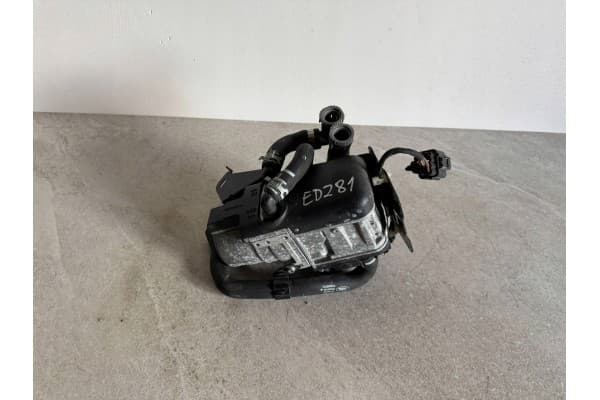 Núcleo del Calentador Webasto para Jaguar Land Rover Range Rover K8D2-18K463-BB usado