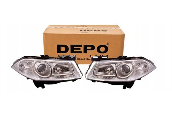 Faros delanteros halógenos eléctricos Depo izquierdo y derecho para Renault Megane 2006-2008 usado