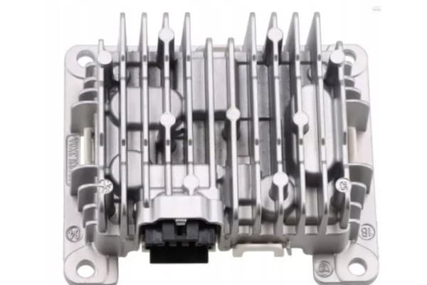 Convertidor de Voltaje Iveco Original OE5802827430 nuevo