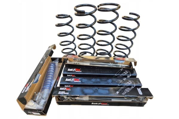 Kit de Suspensión Elevada para Nissan Patrol Y61 con Amortiguadores y Resortes usado