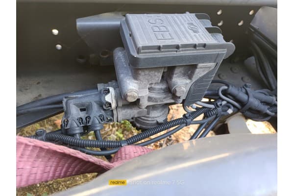 Modulador Único Ebs 2447827 OE K050214 para Scania Euro 6 Ntg Ngs R S usado